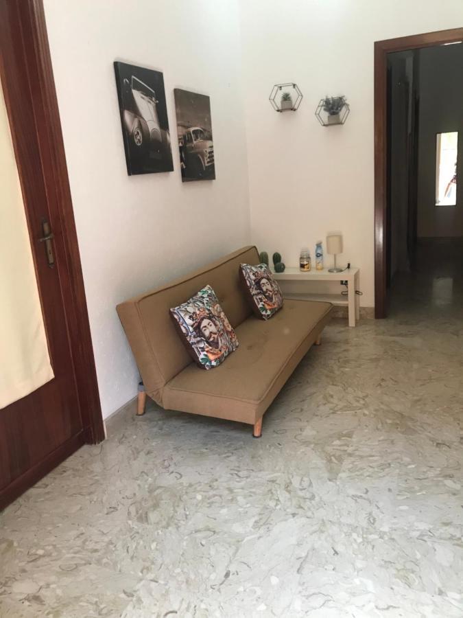Comodo Mini Appartamento Чинизи Экстерьер фото